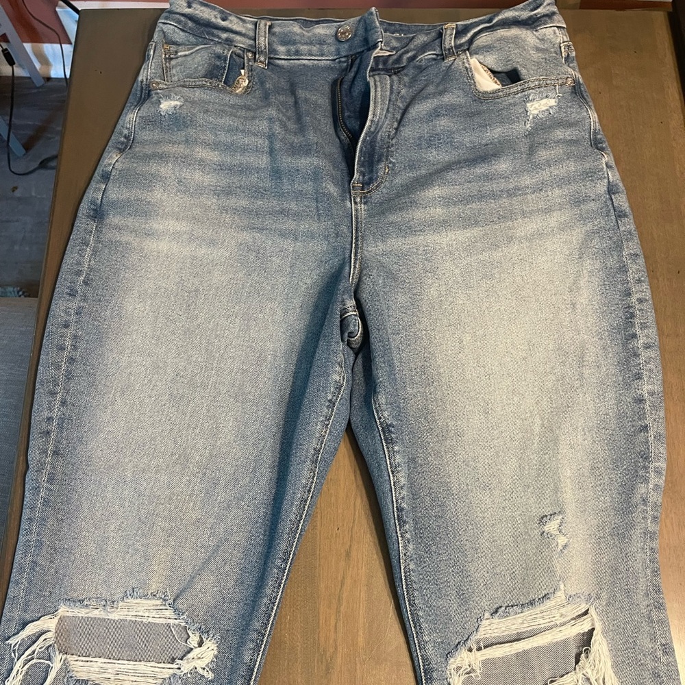 American Eagle Curvy Mom Jeans 🦅💙